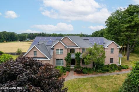 209 Samuel Court Schenectady NY 12306