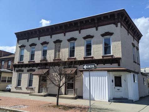 1833 3rd Avenue Watervliet NY 12189