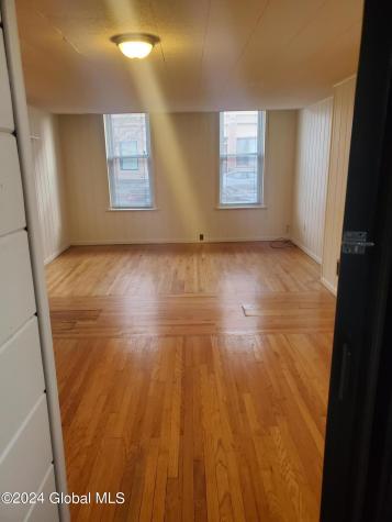 1833 3rd Avenue Watervliet NY 12189