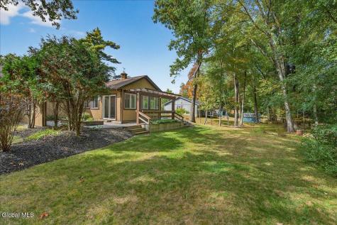 7 James Court Gansevoort NY 12831
