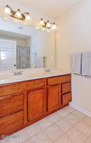 30 Revere Run Mechanicville NY 12118