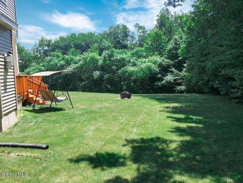 30 Revere Run Mechanicville NY 12118