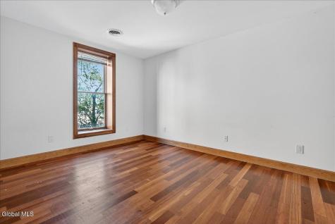 432 Broadway Saratoga Springs NY 12866