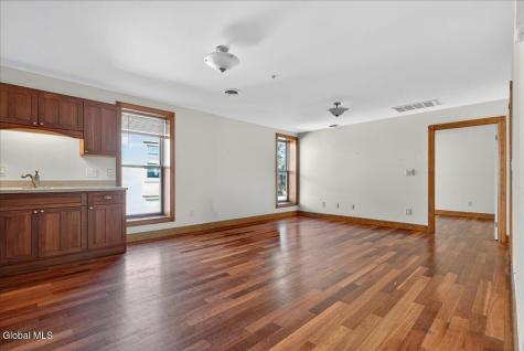 432 Broadway Saratoga Springs NY 12866