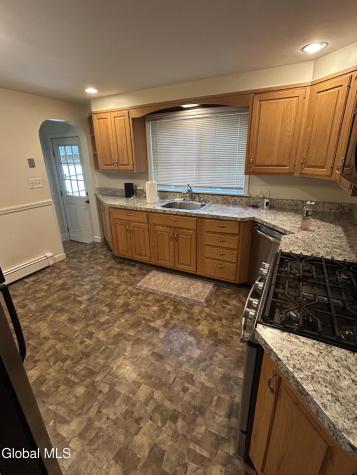 17 Pinewood Road Guilderland NY 12084