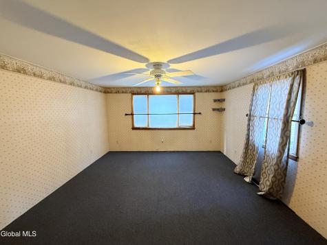 304 N Main Street Gloversville NY 12078