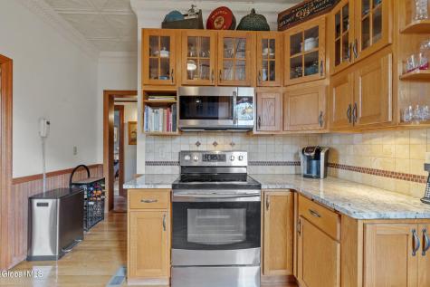 69 Union Avenue Saratoga Springs NY 12866