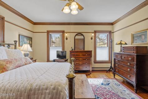 69 Union Avenue Saratoga Springs NY 12866