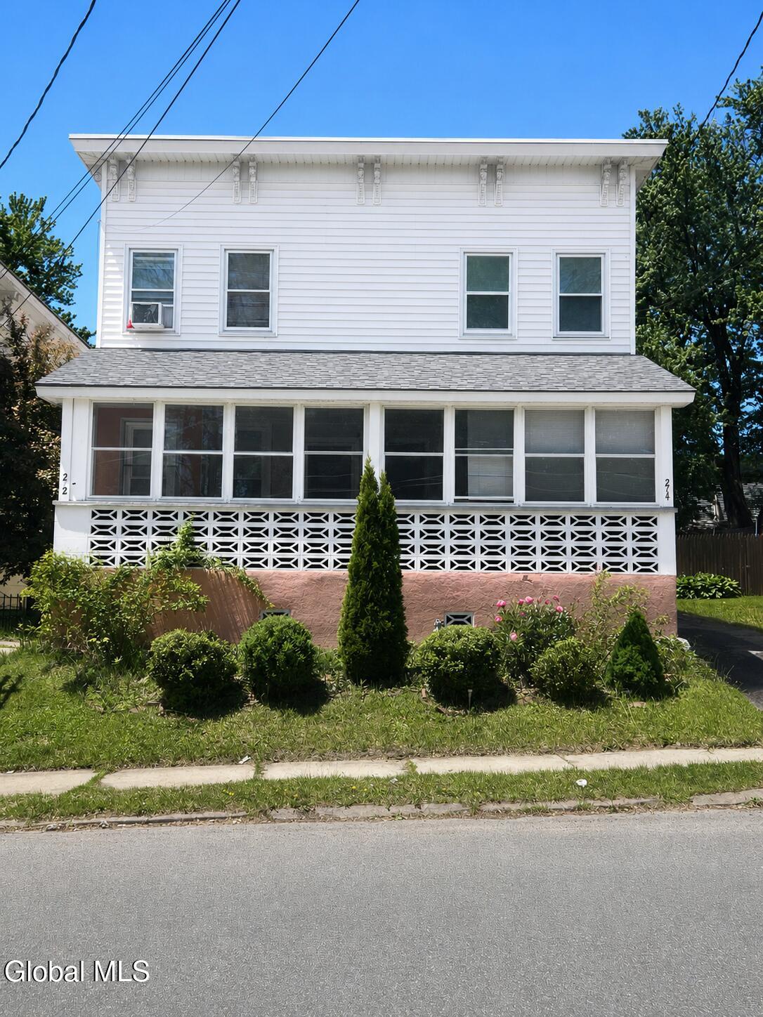 272-274 Locust Avenue Amsterdam NY 12010