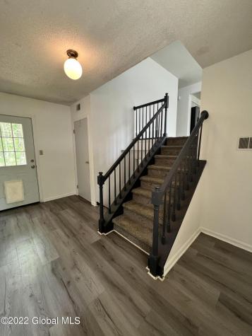 10 Carriage Way Ballston Spa NY 12020