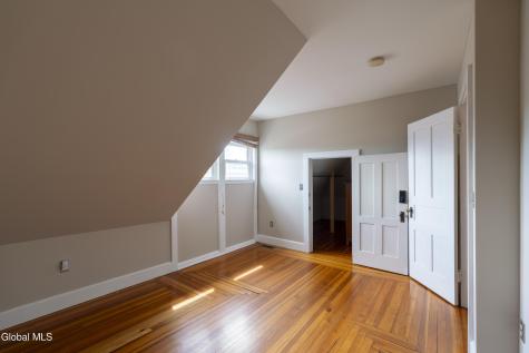 153 Regent Street Saratoga Springs NY 12866