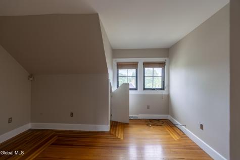 153 Regent Street Saratoga Springs NY 12866