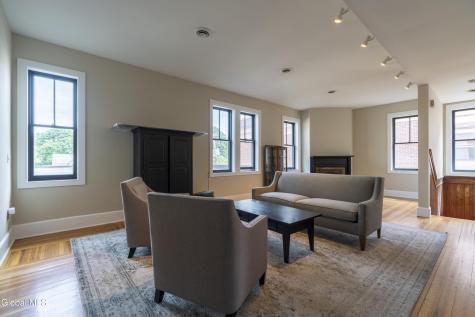 153 Regent Street Saratoga Springs NY 12866