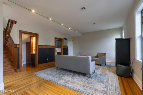 153 Regent Street Saratoga Springs NY 12866