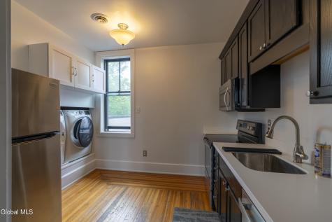 153 Regent Street Saratoga Springs NY 12866