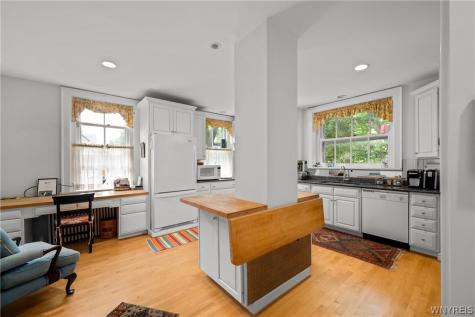 107 Oakland Place Buffalo NY 14222