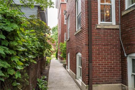 107 Oakland Place Buffalo NY 14222