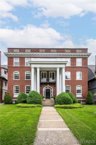 107 Oakland Place Buffalo NY 14222