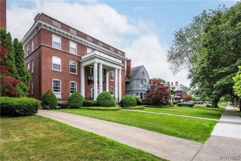 107 Oakland Place Buffalo NY 14222