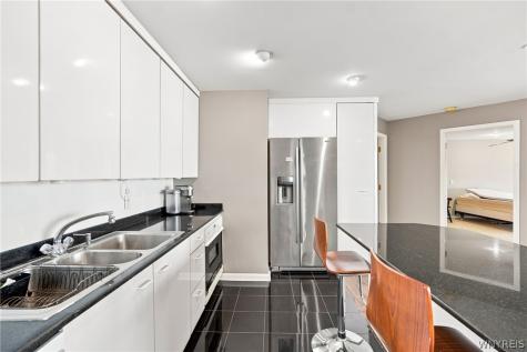 902 Admirals Walk Buffalo NY 14202