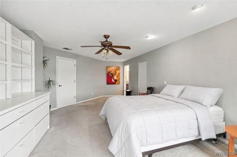 902 Admirals Walk Buffalo NY 14202