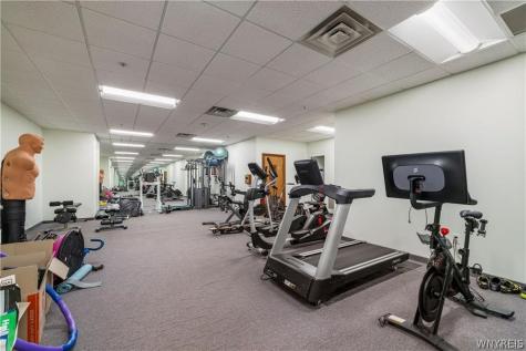902 Admirals Walk Buffalo NY 14202