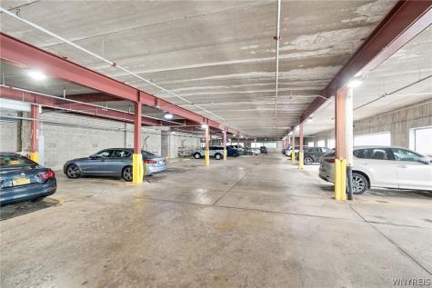 902 Admirals Walk Buffalo NY 14202