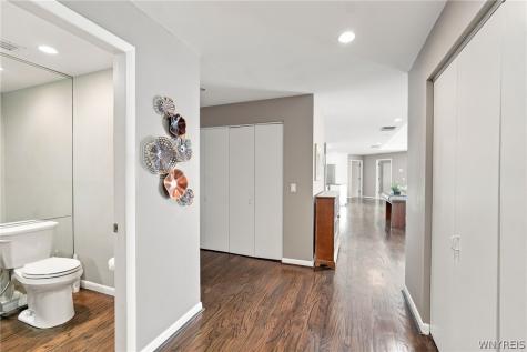 902 Admirals Walk Buffalo NY 14202