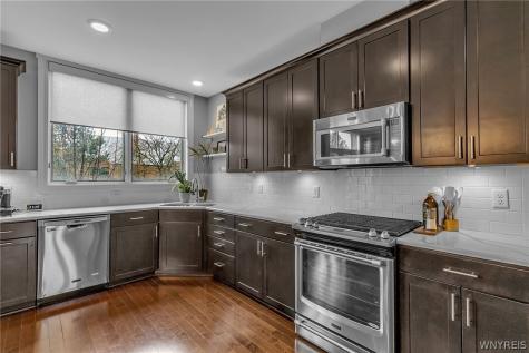 37 Ojibwa Circle Buffalo NY 14202