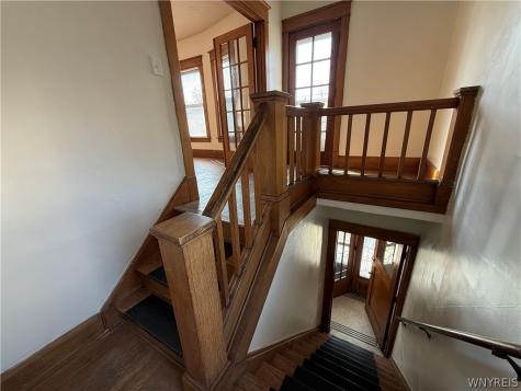 22 Briggs Avenue Buffalo NY 14207
