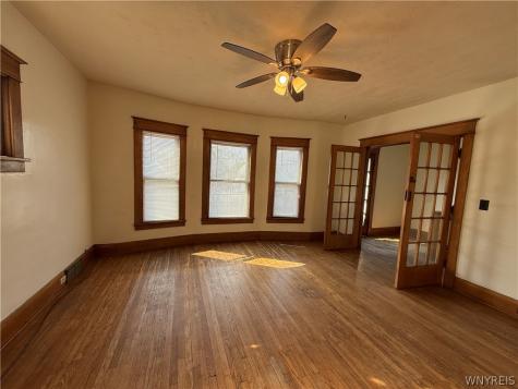22 Briggs Avenue Buffalo NY 14207