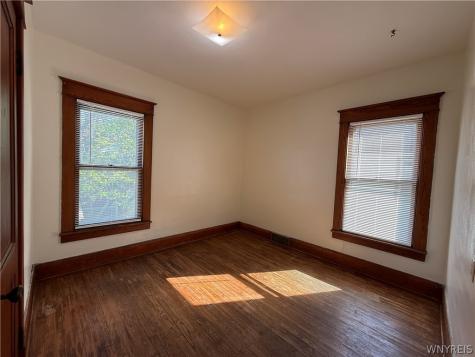 22 Briggs Avenue Buffalo NY 14207