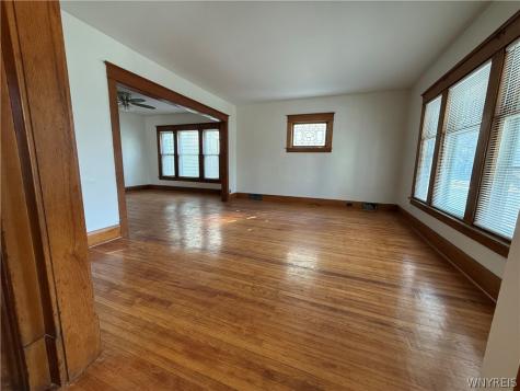 22 Briggs Avenue Buffalo NY 14207