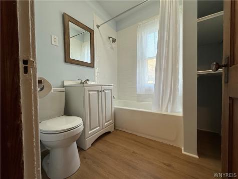 22 Briggs Avenue Buffalo NY 14207