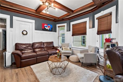 58 Inwood Place Buffalo NY 14209