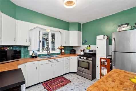 58 Inwood Place Buffalo NY 14209