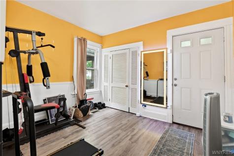 58 Inwood Place Buffalo NY 14209