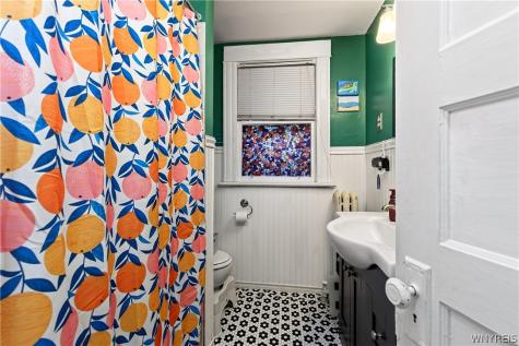 58 Inwood Place Buffalo NY 14209
