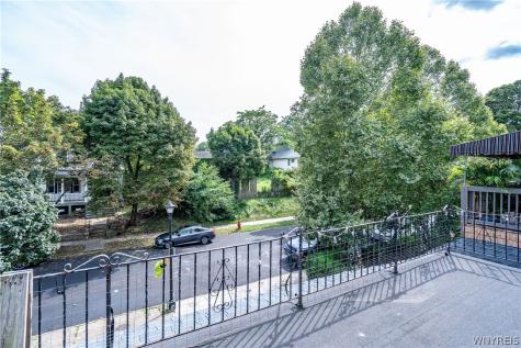 58 Inwood Place Buffalo NY 14209