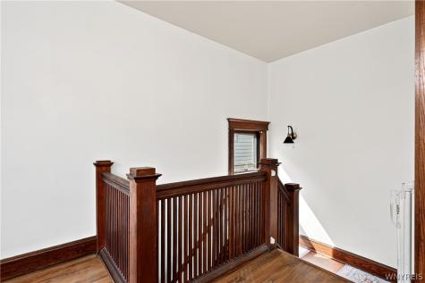 58 Inwood Place Buffalo NY 14209