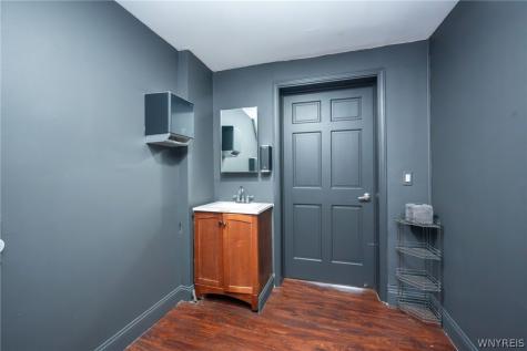 894 Tonawanda Street Buffalo NY 14207
