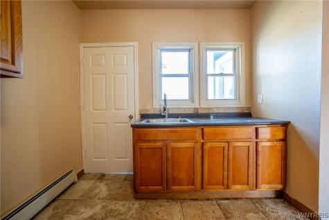 894 Tonawanda Street Buffalo NY 14207