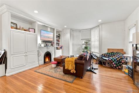 32 Irving Place Buffalo NY 14201