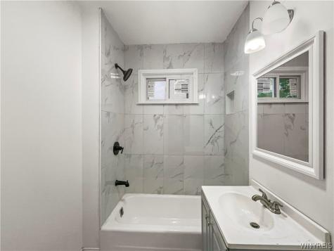 20 Garfield Street Buffalo NY 14207