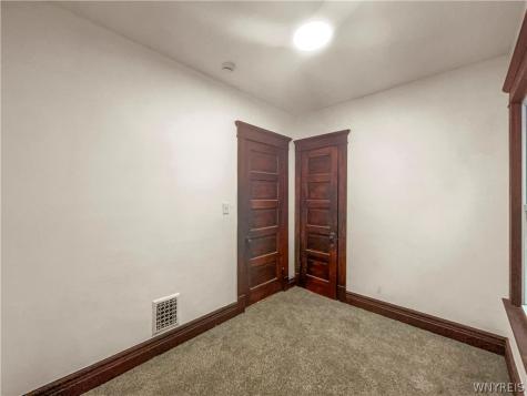 20 Garfield Street Buffalo NY 14207