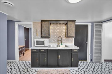 152 Lewis Street Buffalo NY 14206