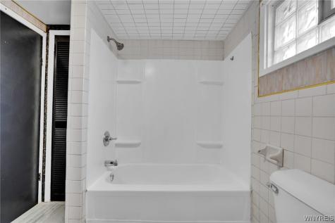 152 Lewis Street Buffalo NY 14206