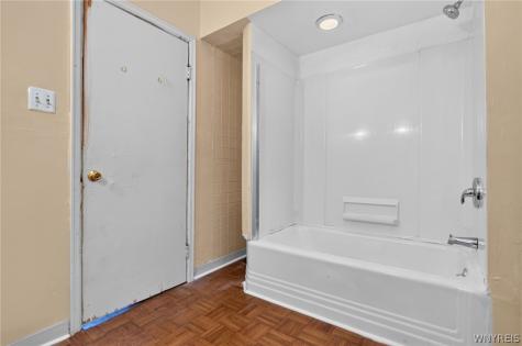509 Woodlawn Avenue Buffalo NY 14208