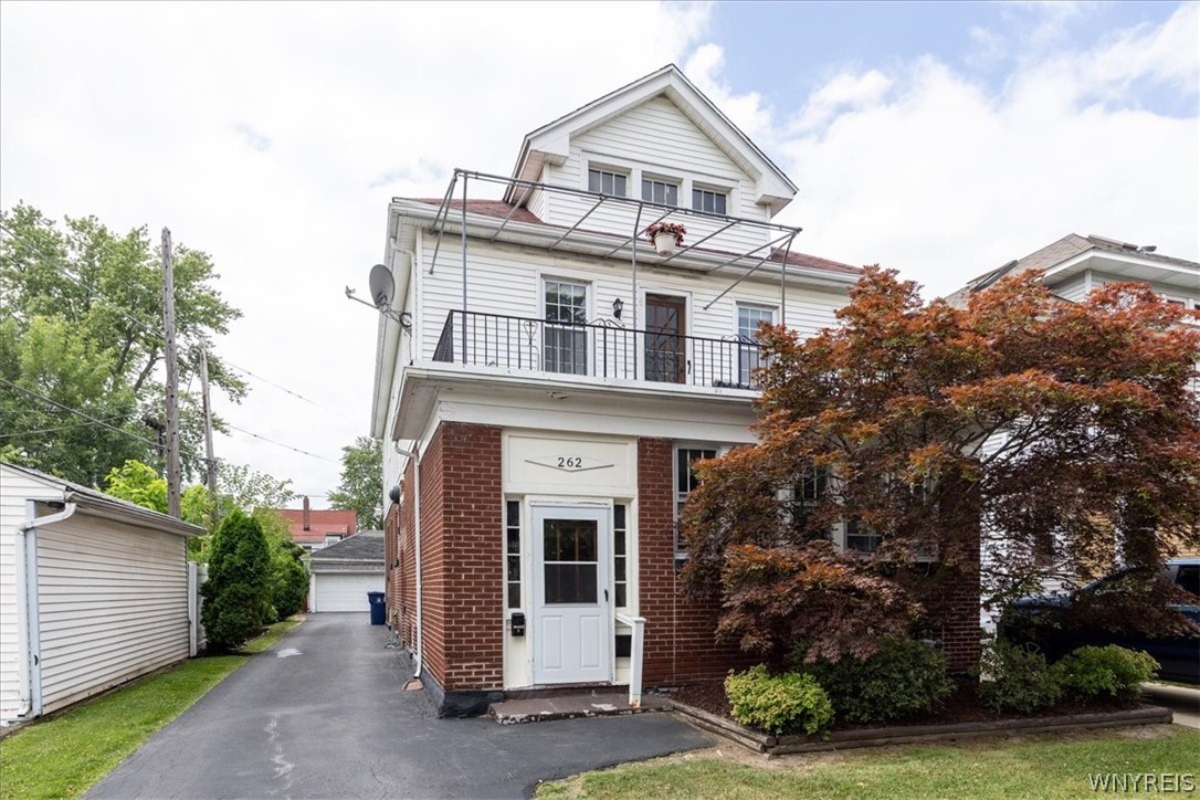262 Sterling Avenue Buffalo NY 14216