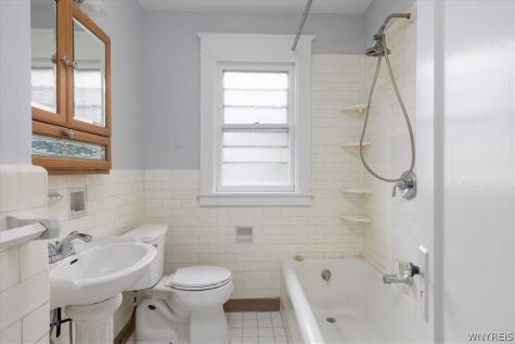 262 Sterling Avenue Buffalo NY 14216